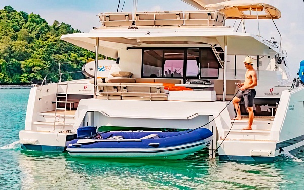 Аренда парусного катамарана Fountaine Pajot 45 на Пхукет